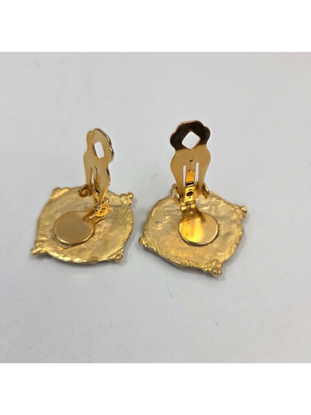 Susan Shaw 1948 Swiss Franc Coin Clip-On Earrings - Picture 3 of 7